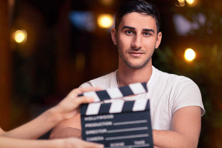 Los actores de cine más guapos de 2024: talento y belleza en la gran pantalla